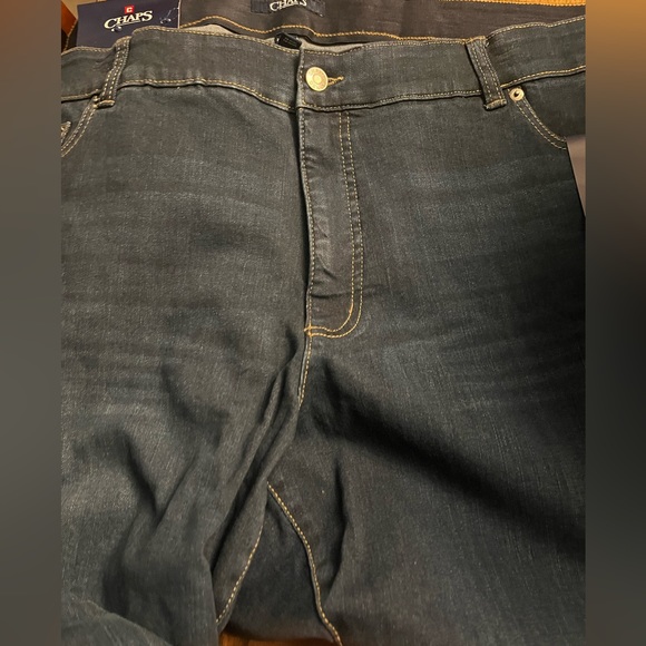 Chaps Womans FIT, SHAPE, SCULPT Slimming Fit Jeans w/ Stretch!! - Picture 2 of 11